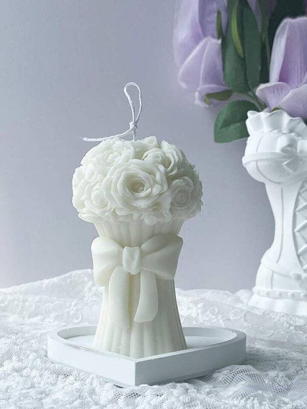 Bouquet mould with knot