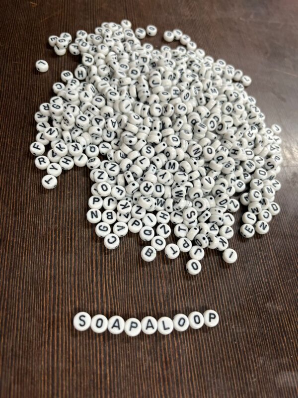 Alphabet beads white