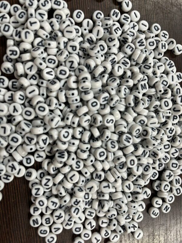 Alphabet beads white